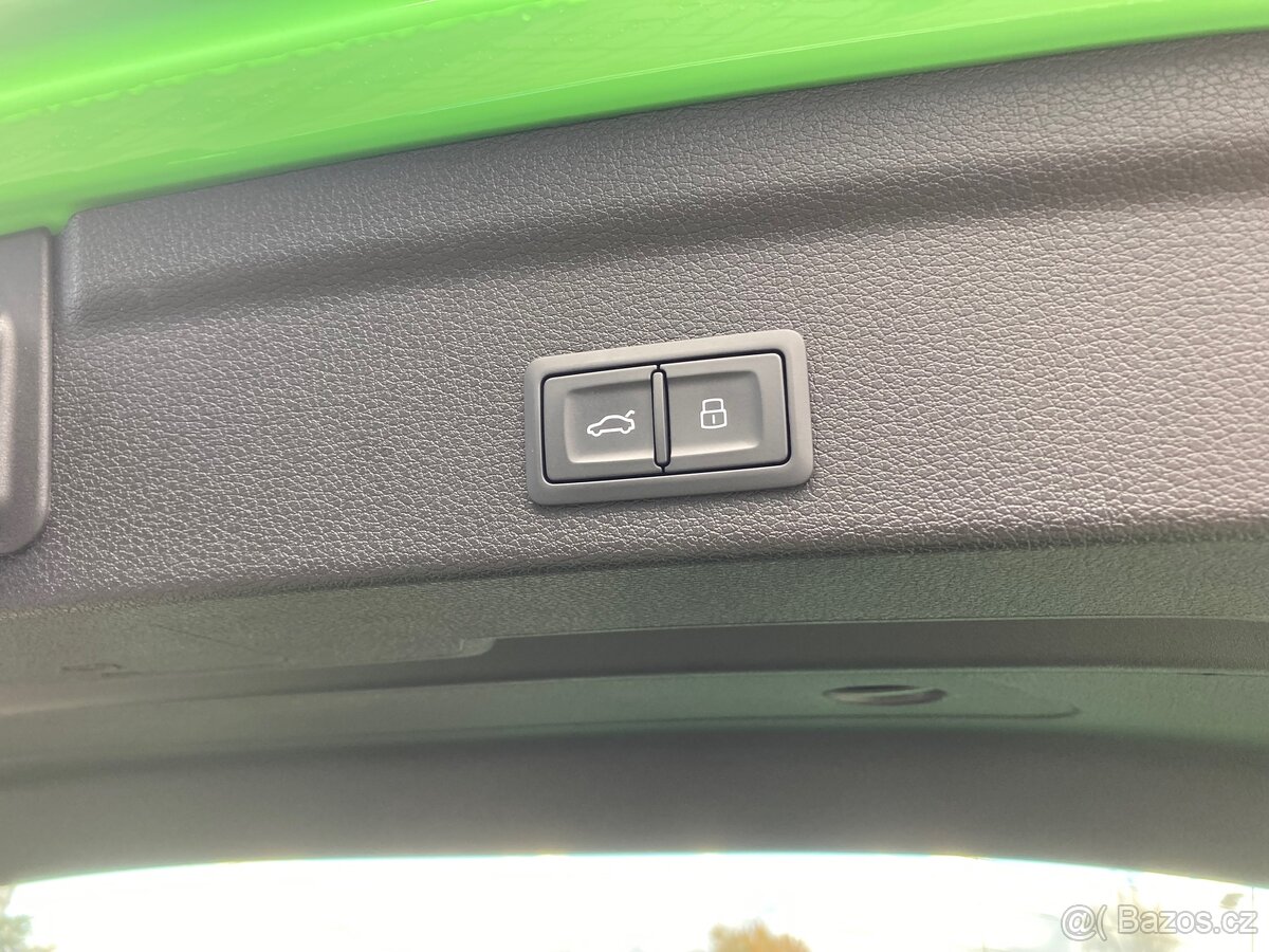 Audi RS Q3 2,5 TFSI 294kw - najeto 26tis km - 18