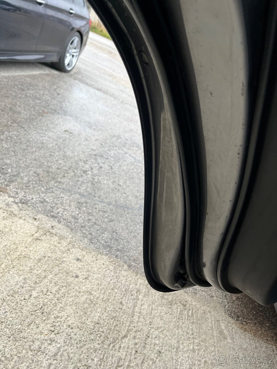 Toyota Rav4 D-4D 4x4 = Uzávierka, Top Stav, Bez korozie = - 18