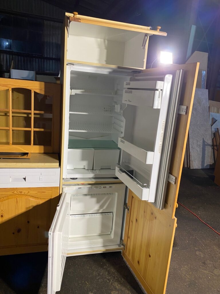 Kuchyňská linka se spotřebiči dovezena z Německa - 18