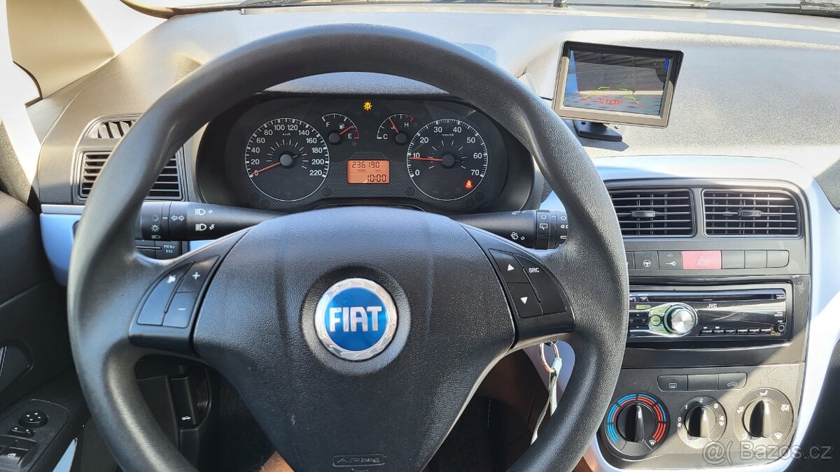 Fiat Punto III 1,4i - 57kw. SLUŠNÝ STAV - STK+EM do: 11/2026 - 18