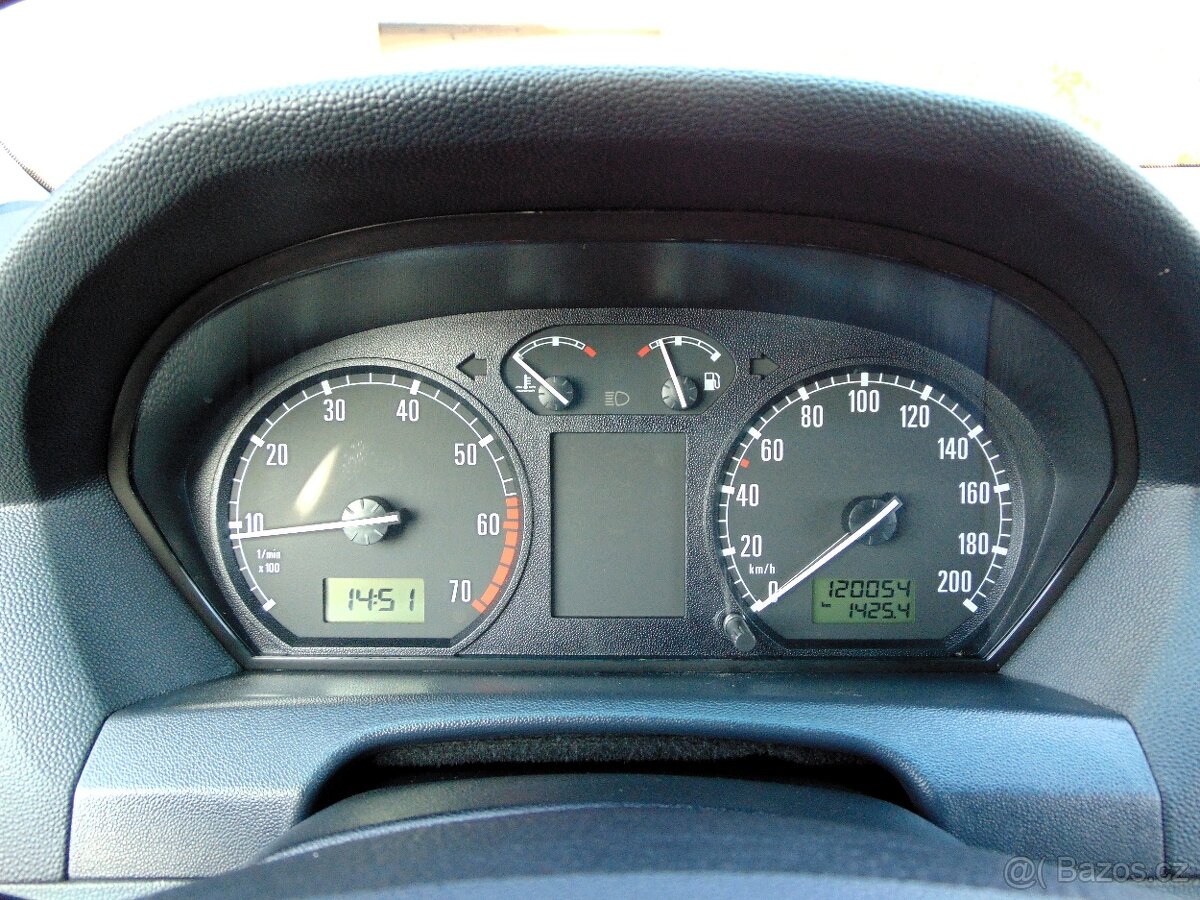 ŠKODA FABIA COMBI1.2 47KW,PŮVOD ČR,SERVISKA - 18