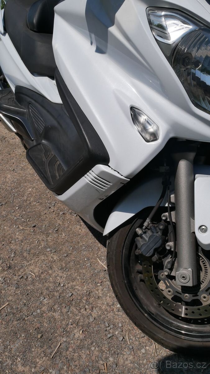 AN 650 BURGMAN 2. generace (2013) - 18