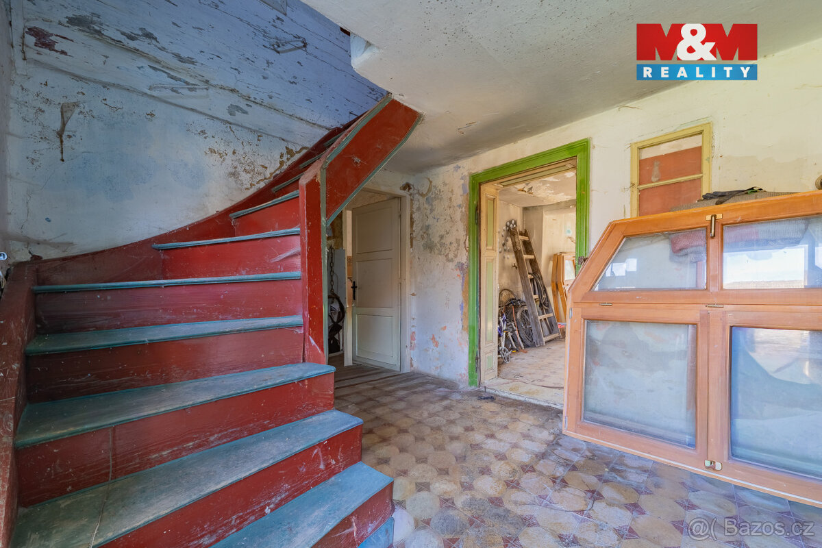 Prodej zemědělské usedlosti, 818 m², pozemek 2326 m2, Lipová - 18