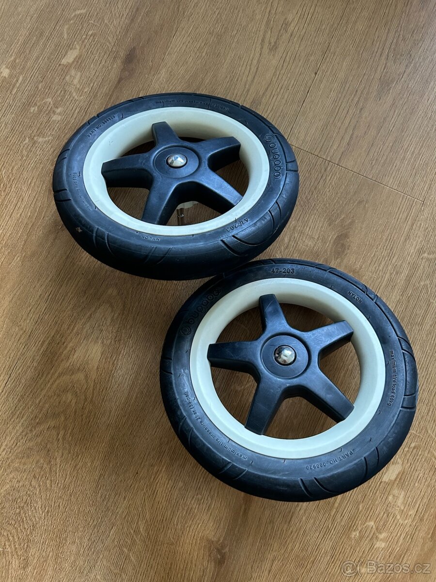 Kočárek Bugaboo Buffalo s bohatým příslušenstvím - 18