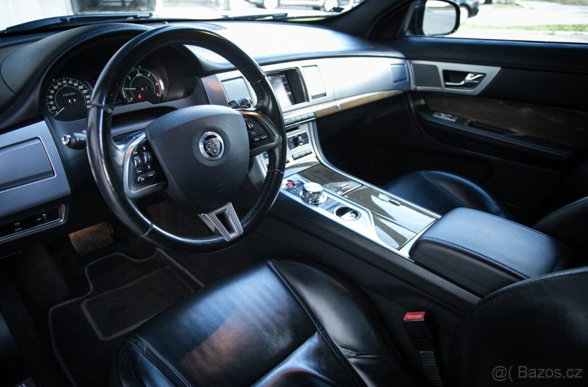 JAGUAR XF 2.2 147kW Luxury 2013 - 18