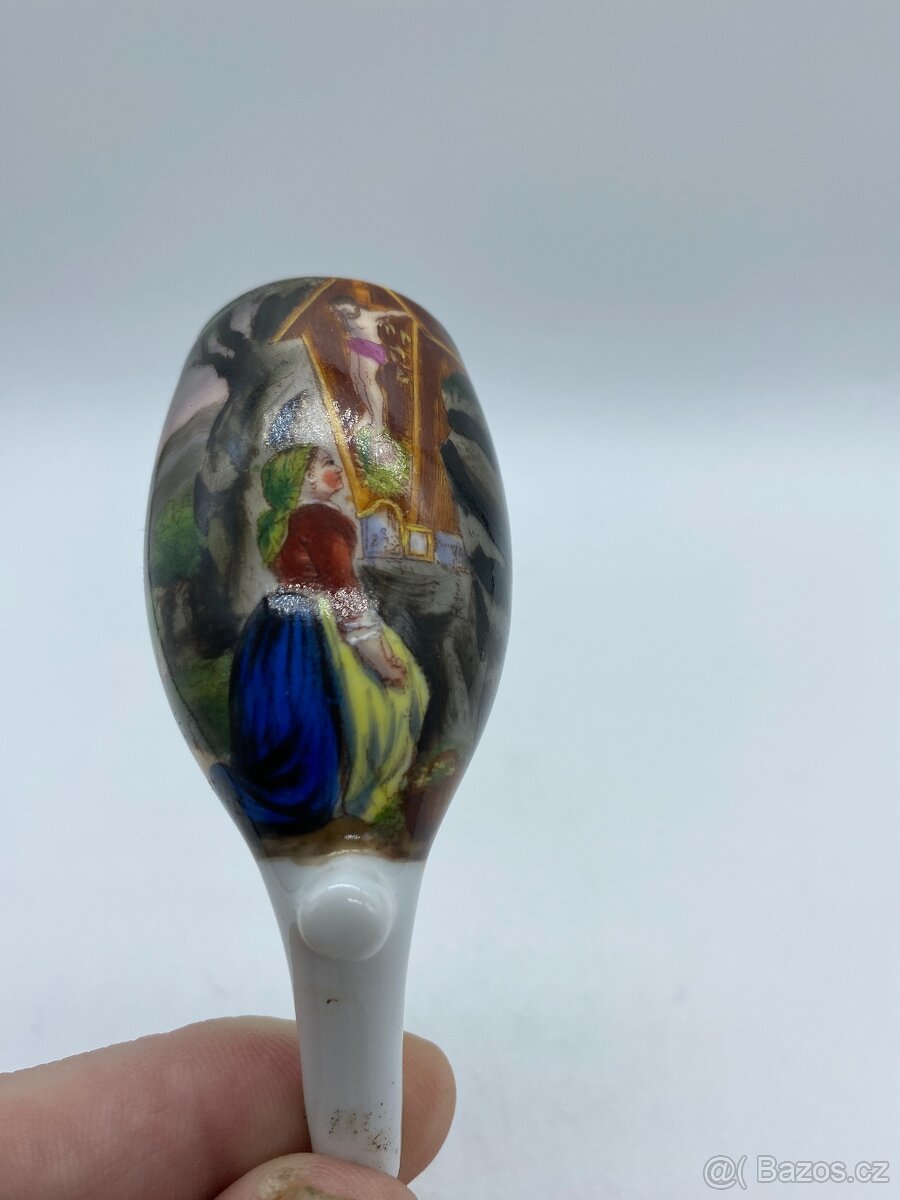 Sběratel nabízí staré porcelánové fajfky, kolínka a troubele - 18