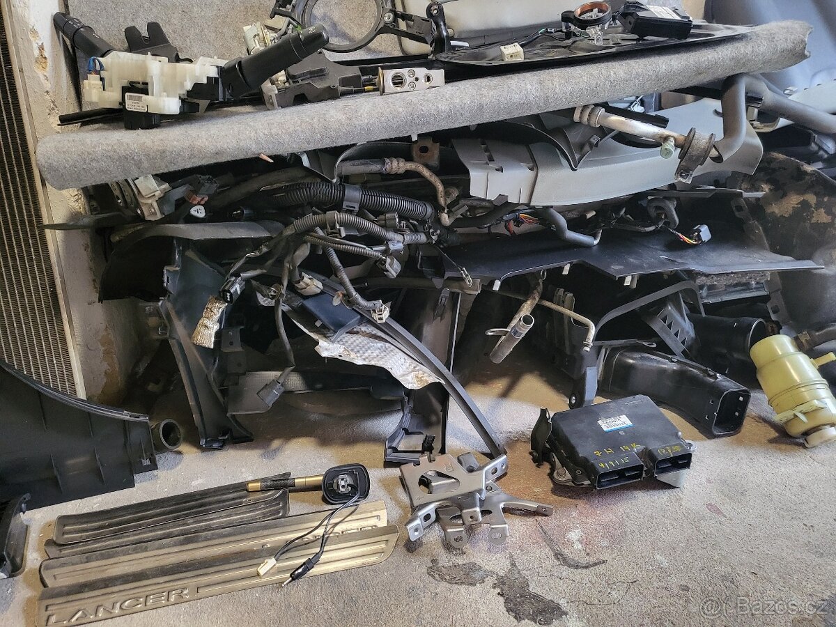 Mitsubishi Lancer 1.8 Mivec. Rok 2009... - 18