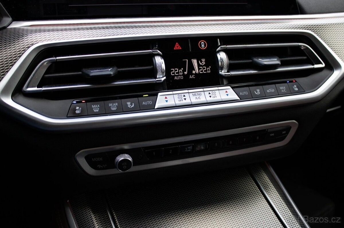 BMW X5 xDrive45e - 18