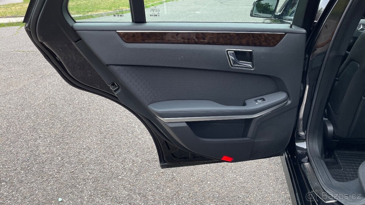 MERCEDES-BENZ E200CDI AUTOMAT HARMAN/KARDON - 18