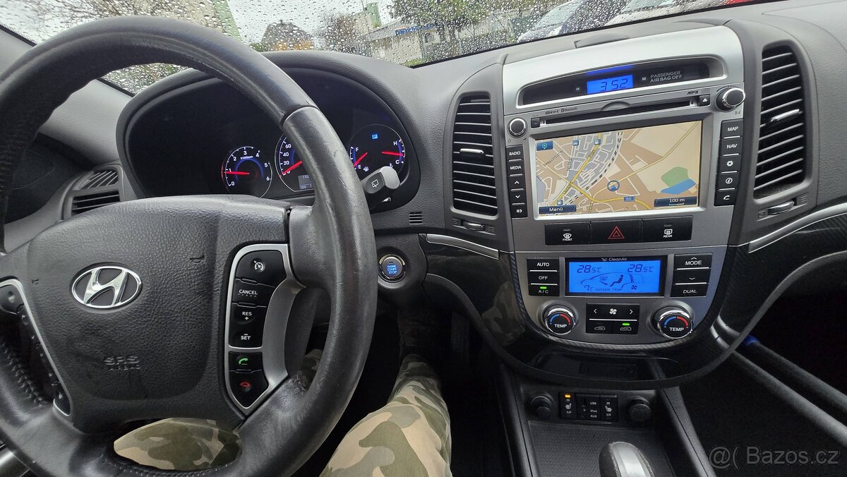 HYUNDAI SANTA FE 2.2CRDi PREMIUM 4x4 1MAJITEL - 18