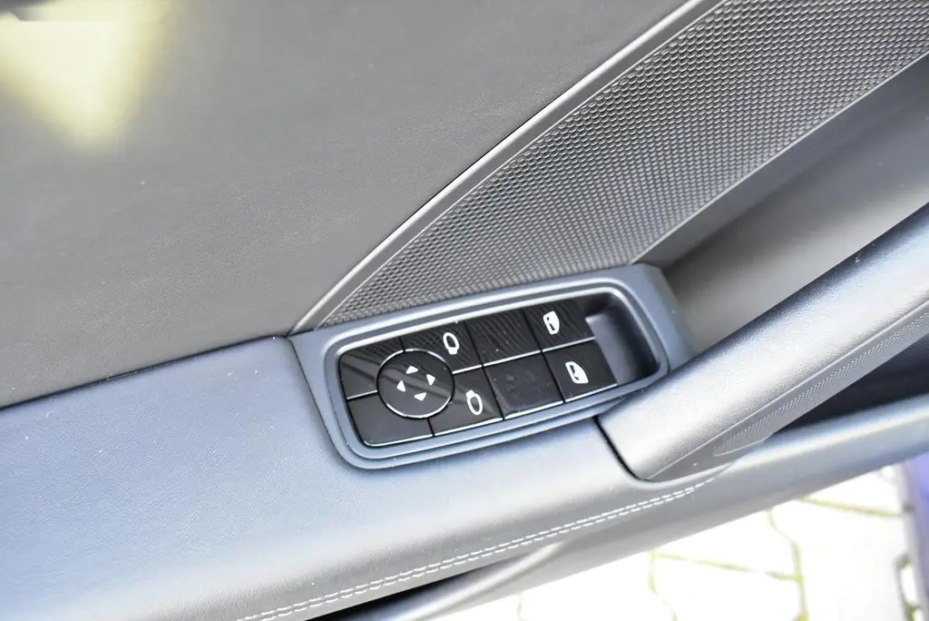 Porsche 911, 4S,Chrono,Bose,Nový model - 18