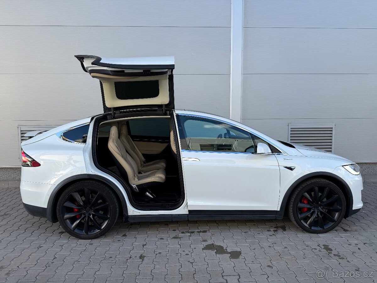 Tesla Model X P100D Performance 568kw 6míst - 18