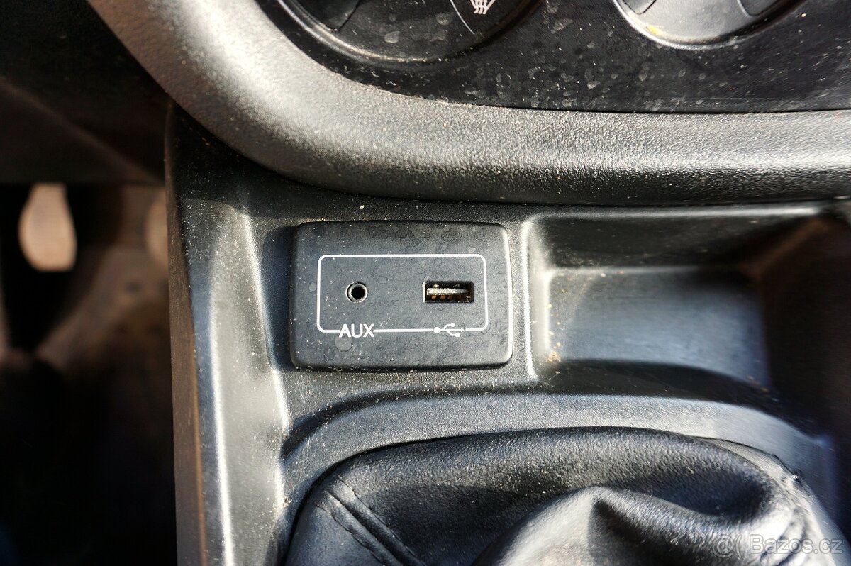 FIAT DOBLO 2017 1,4 SX 5 MÍST - 18