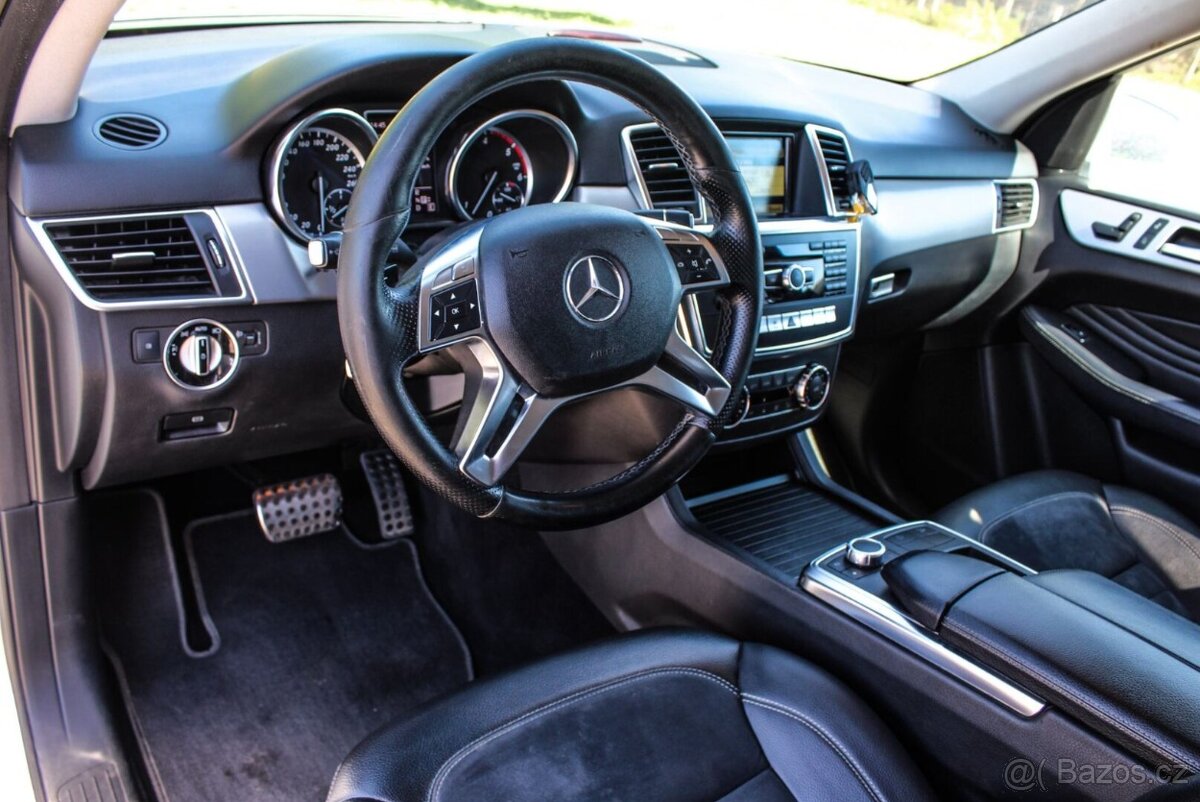 Mercedes-Benz ML - 18