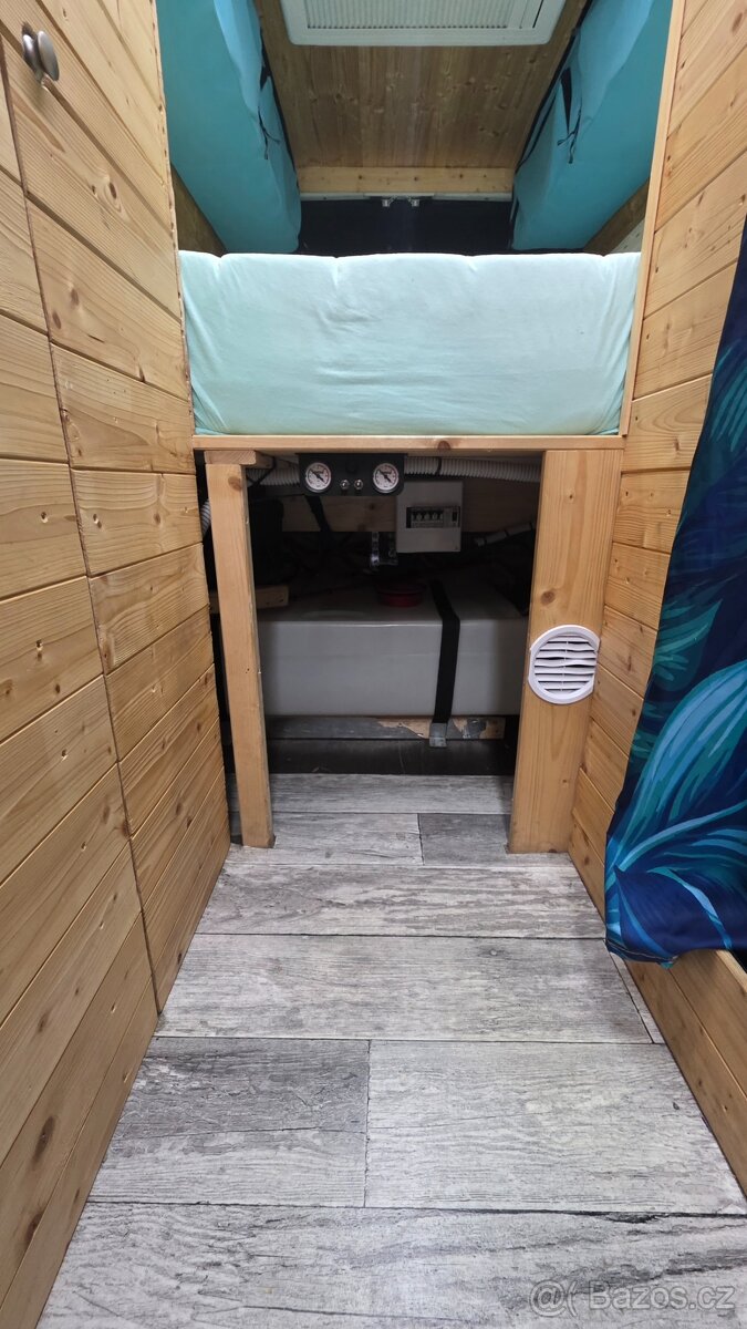 Prodám : Obytné Iveco Daily L4H3 - 18