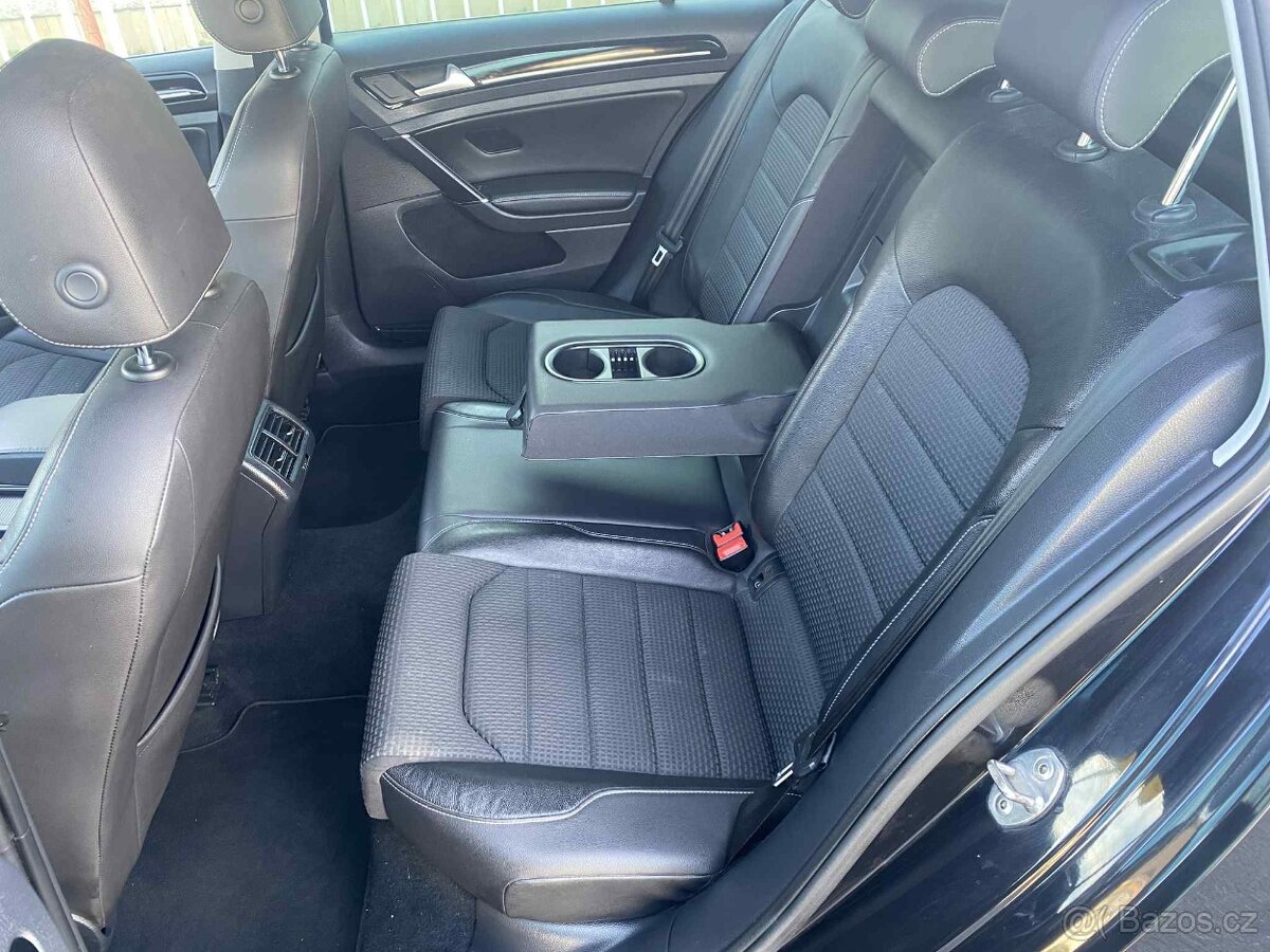 Volkswagen Golf 7 Variant 2.0 TDI 110 kW Highline - 18