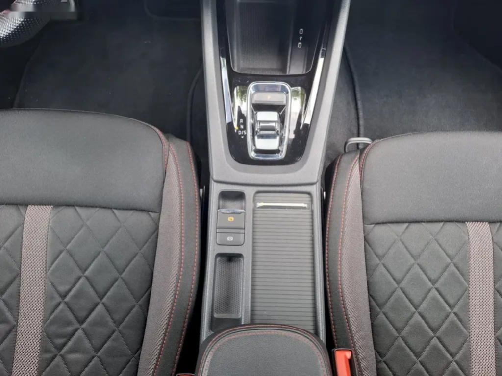 Škoda Octavia, 2.0 TDI 147kW | RS | DSG - 18