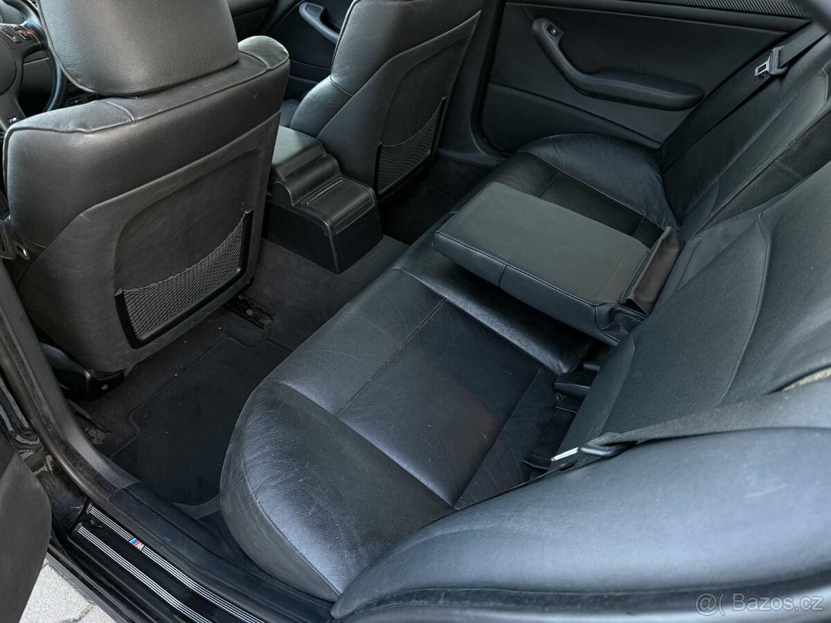 E46 330i M packet II originál xenon, navi, šibr - 18