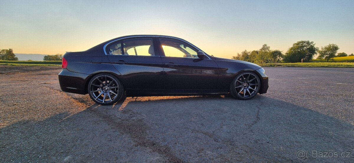 BMW E90 325i – 160kW - 18