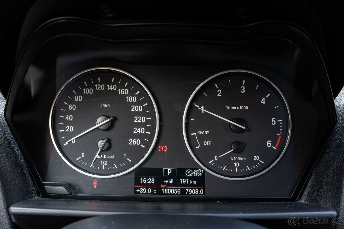 BMW 116D F20 A/T - 18