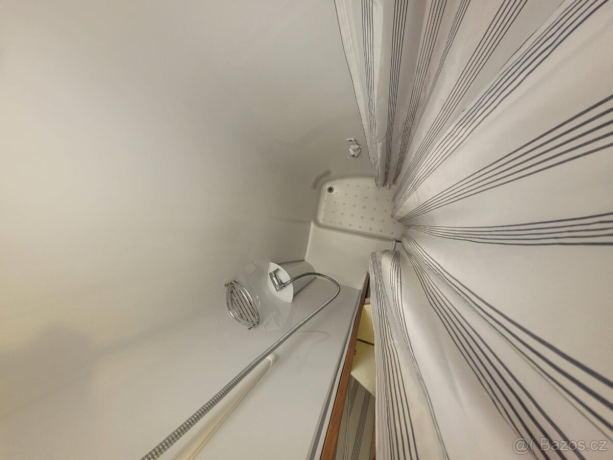 Ford 2.2TDCi 140PS LMC Breezar A694G, zimní paket - 18