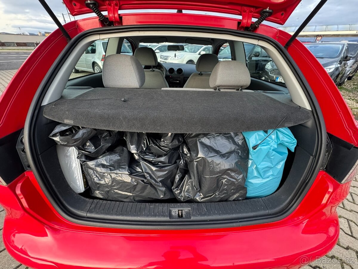 Seat Ibiza 1,4i 55 KW KOLA STK - 18