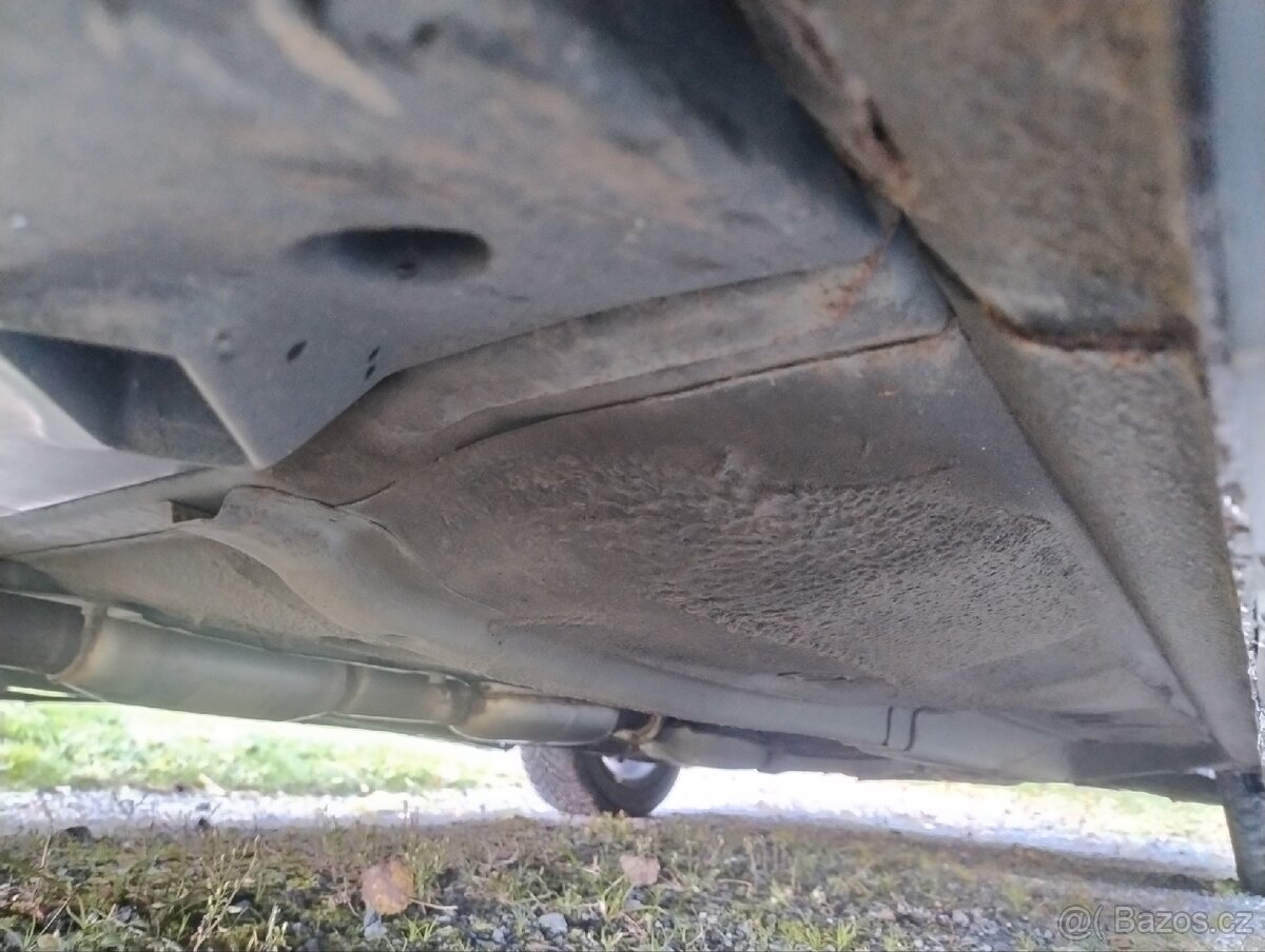 Subaru Legacy 2.0 automat - 18