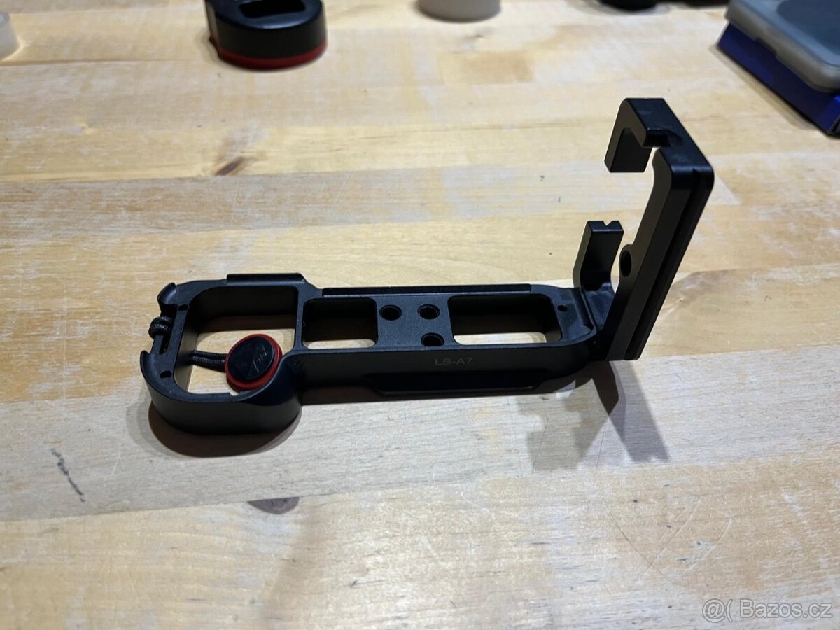 📸 Sony A7 Mark I + 2× Samyang objektiv + příslušenství - 18