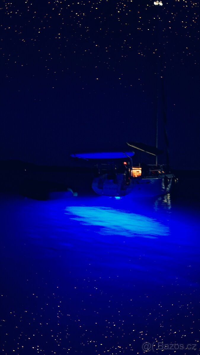 Prodám kajutovou plachetnice avar 32 - 18