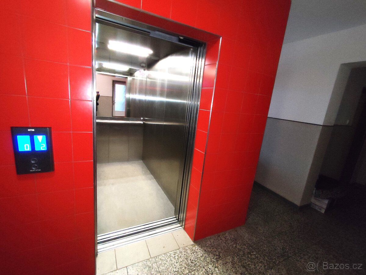 Prodej bytu 3+1,Polabiny - 18