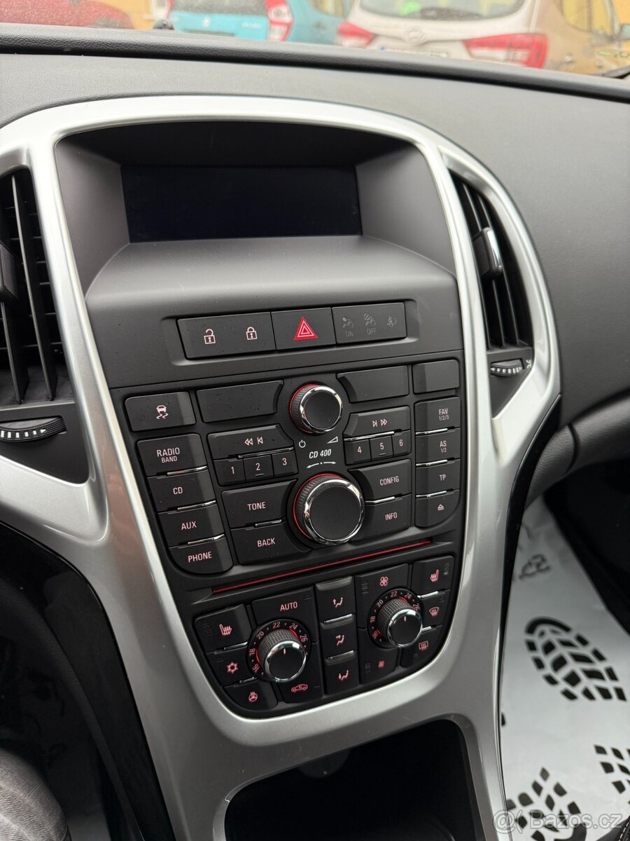 W SHARAN 2.0 TDI 125kW-12/2012-216.785KM-PANO,KAMERA,7 MÍST - 18