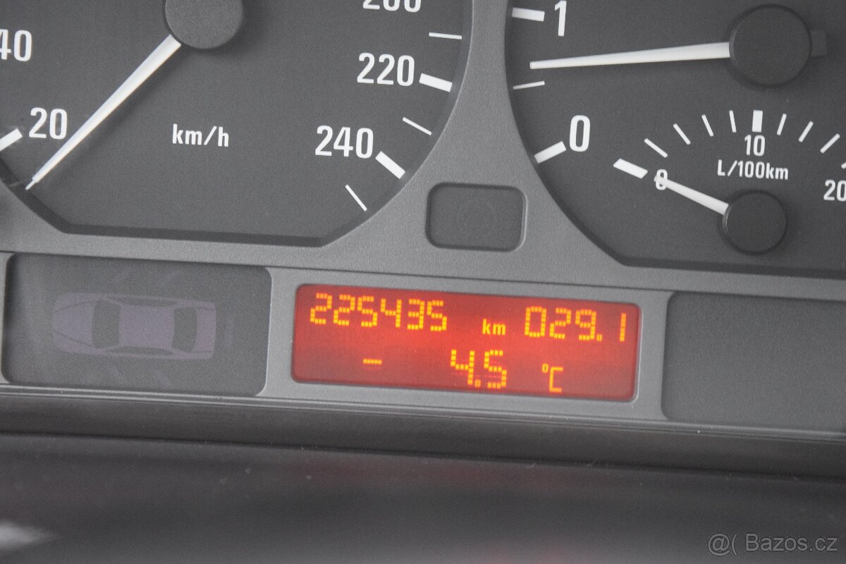 BMW 318i E46 2.0i TAŽNÉ SENZORY 2XKOLA PANORAMA - 18