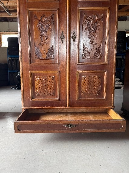 Sestava starožitného nábytku - 18