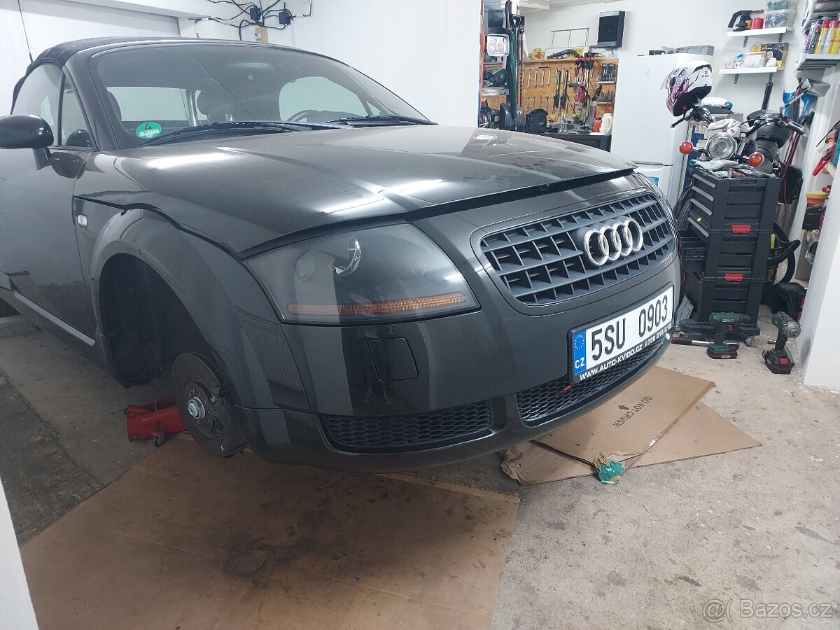 Audi TT 1.8 T Roadster - 18