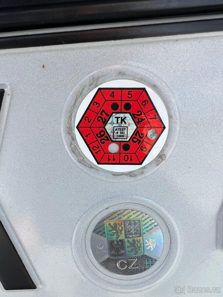 Prodám Mazda 6 kombi 2.2 129 KW - 18