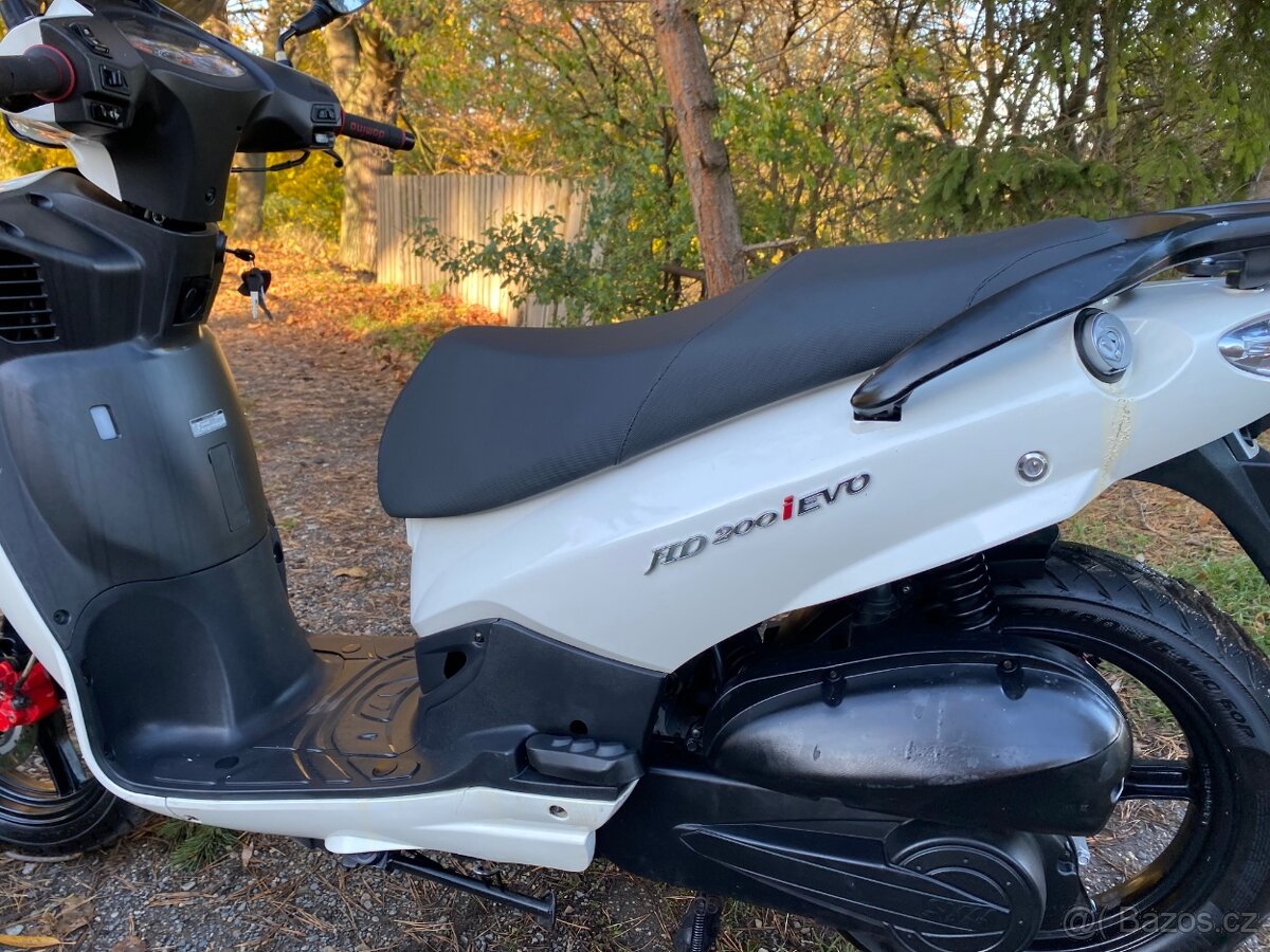 Sym hd 200i evo - 18