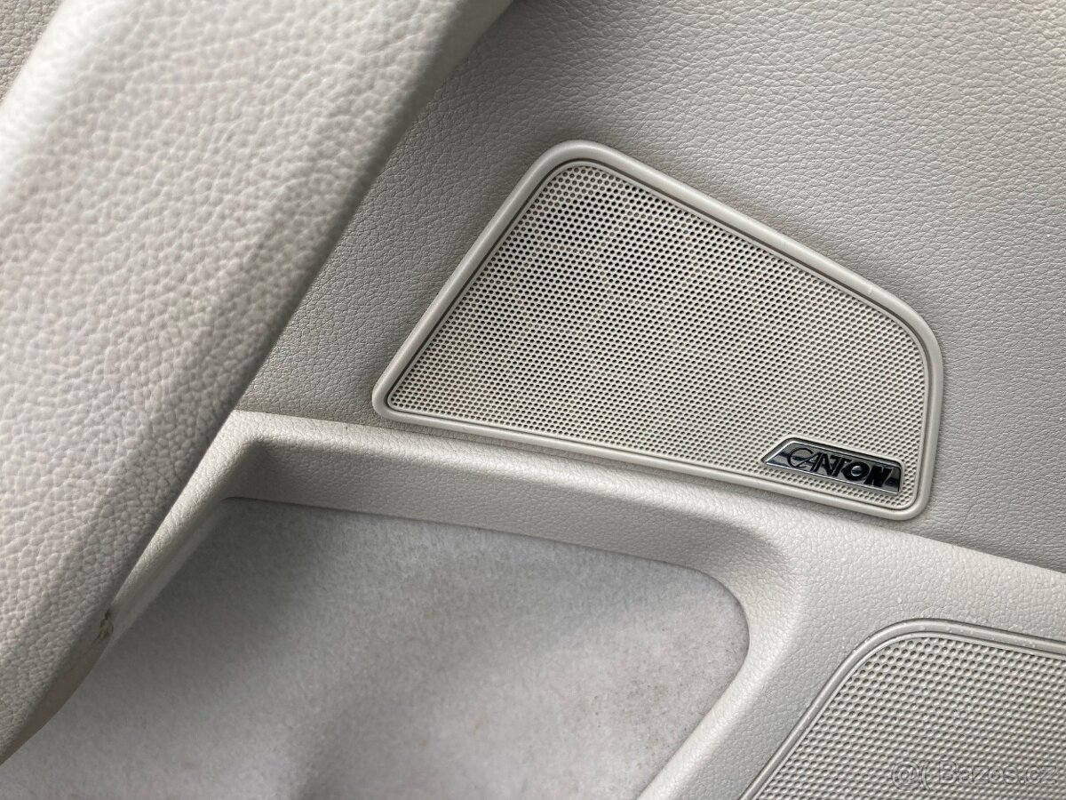 Škoda Superb 2,0tdi Laurin a Klement 140KW DSG,1.majitel - 18