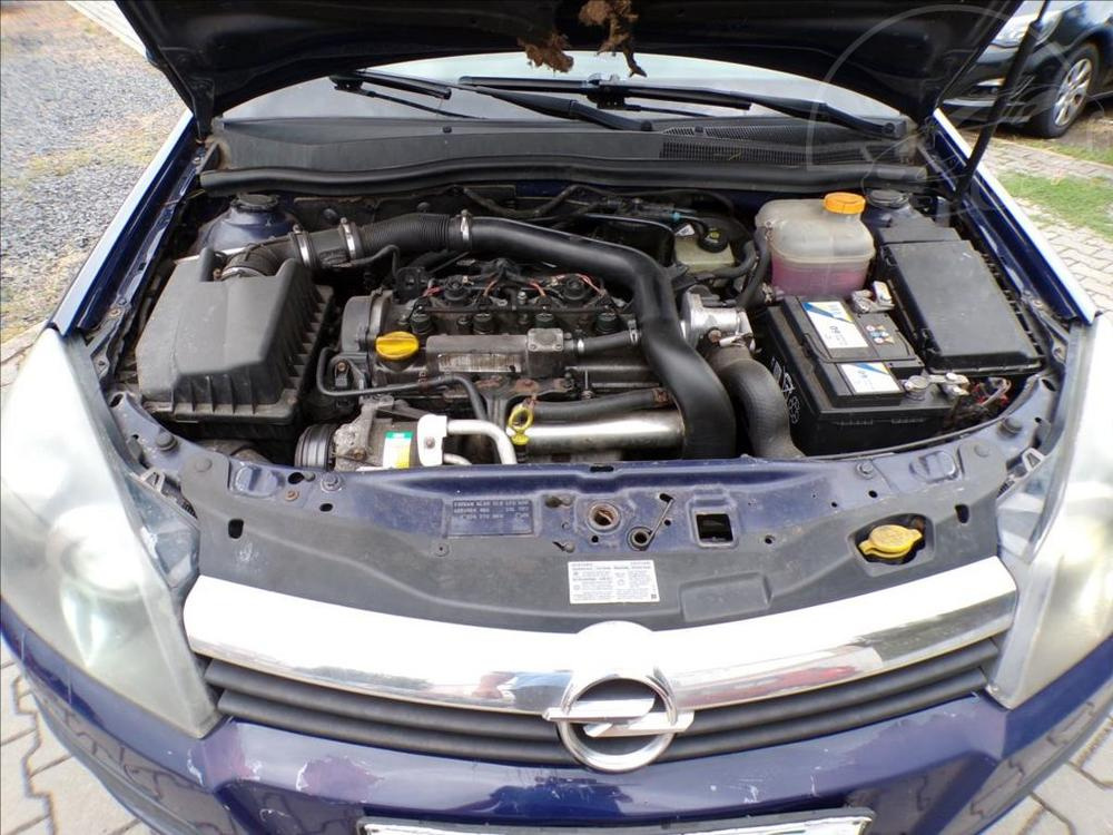 Opel Astra 1,7 CDTi N1,TAŽNÉ ZAŘÍZENÍ - 18