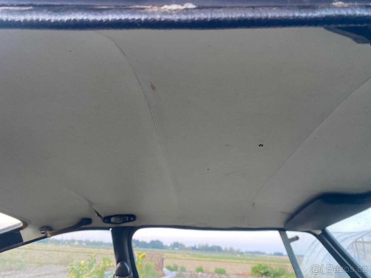 Skoda 110r kompletní auto k renovaci - 18