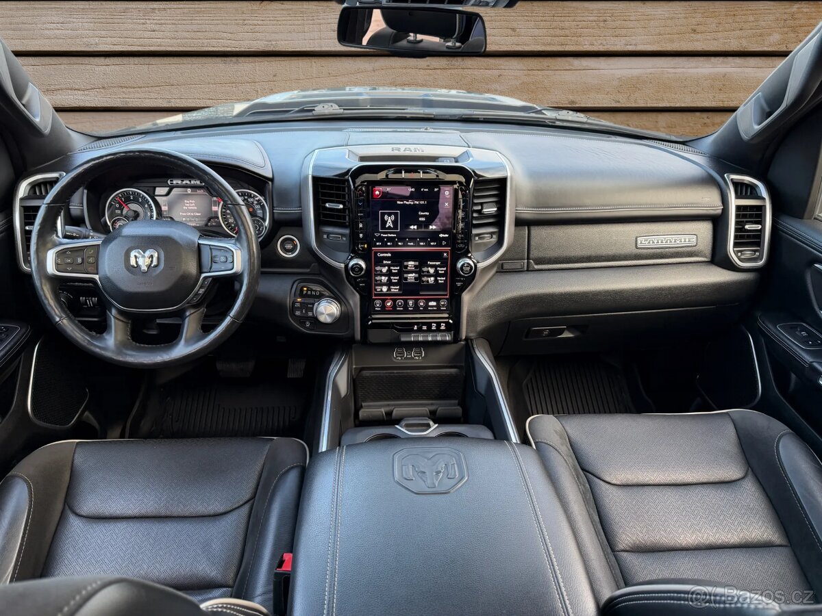 DODGE RAM LARAMIE READY LIFT HEMI - 18