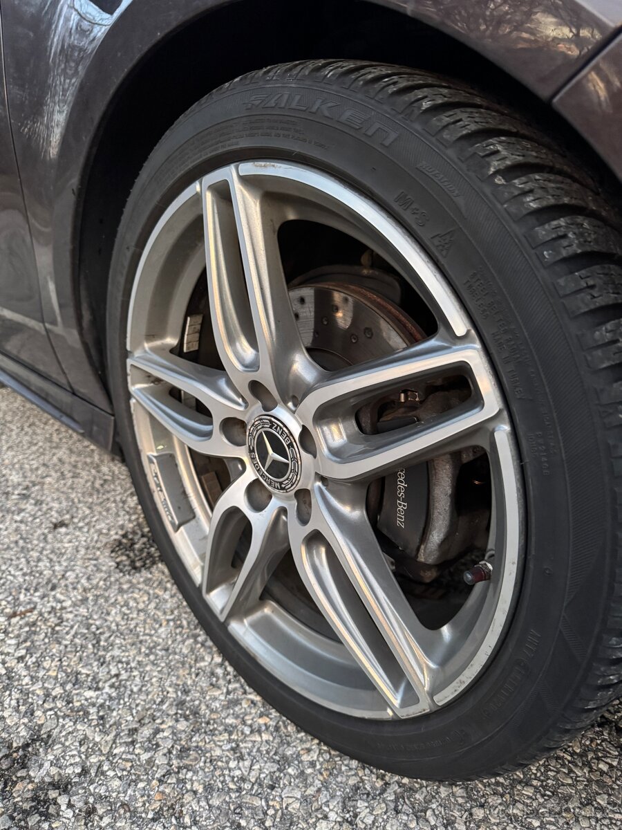 Mercedes-Benz CLA 200d - 18