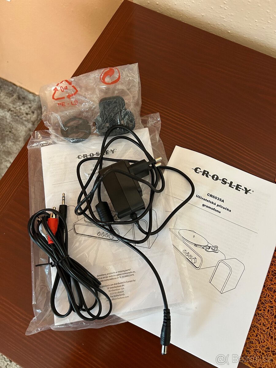 Gramofon Crosley Gig CR6035A-NA - 18