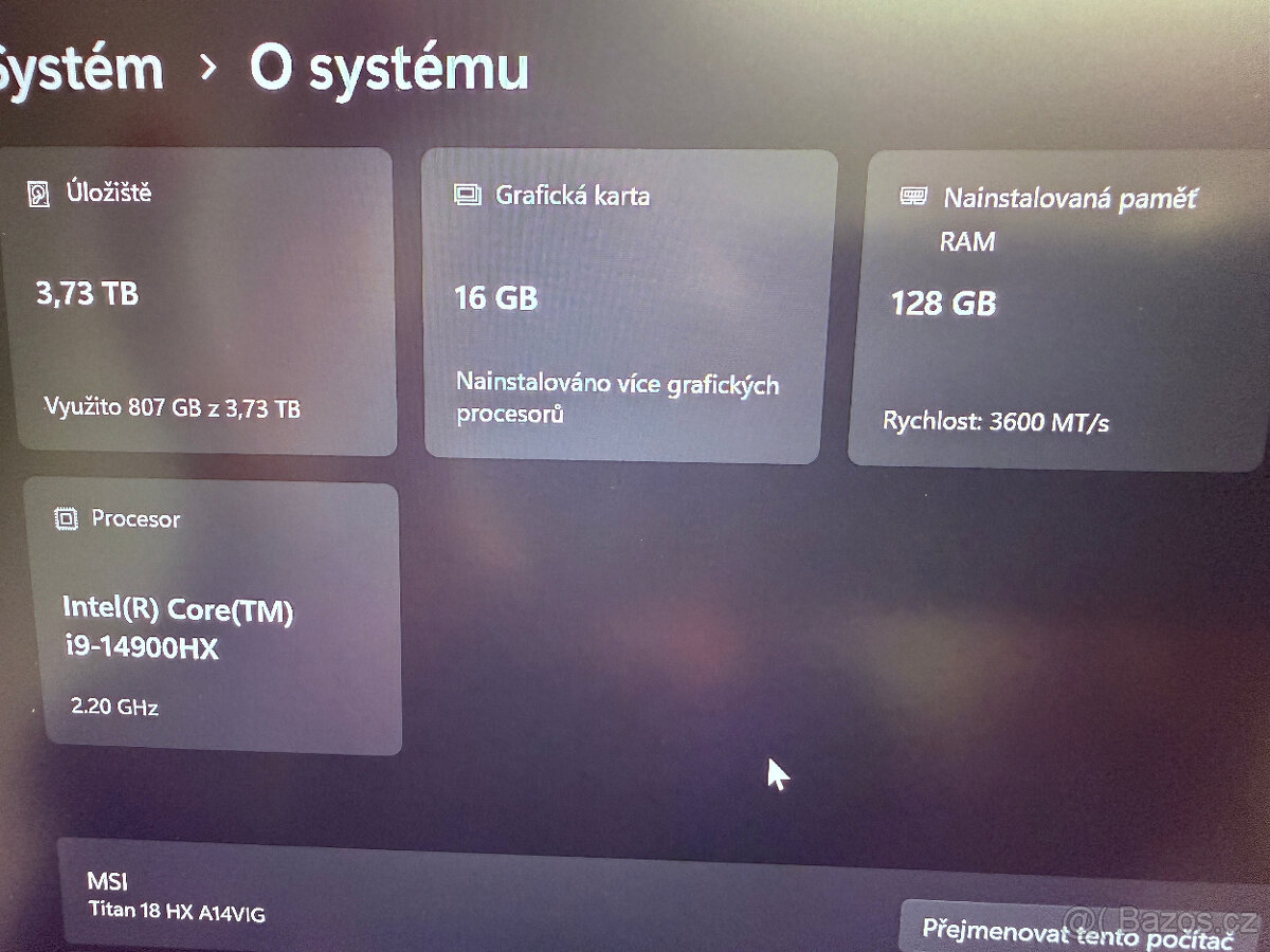 MSI TITAN 18 HX A14VIG - 18