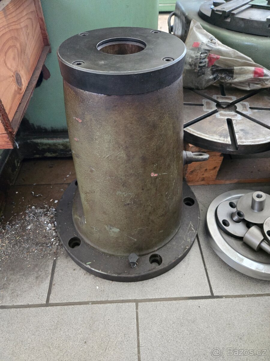 Vodorovná vyvrtávačka VH63 - 18