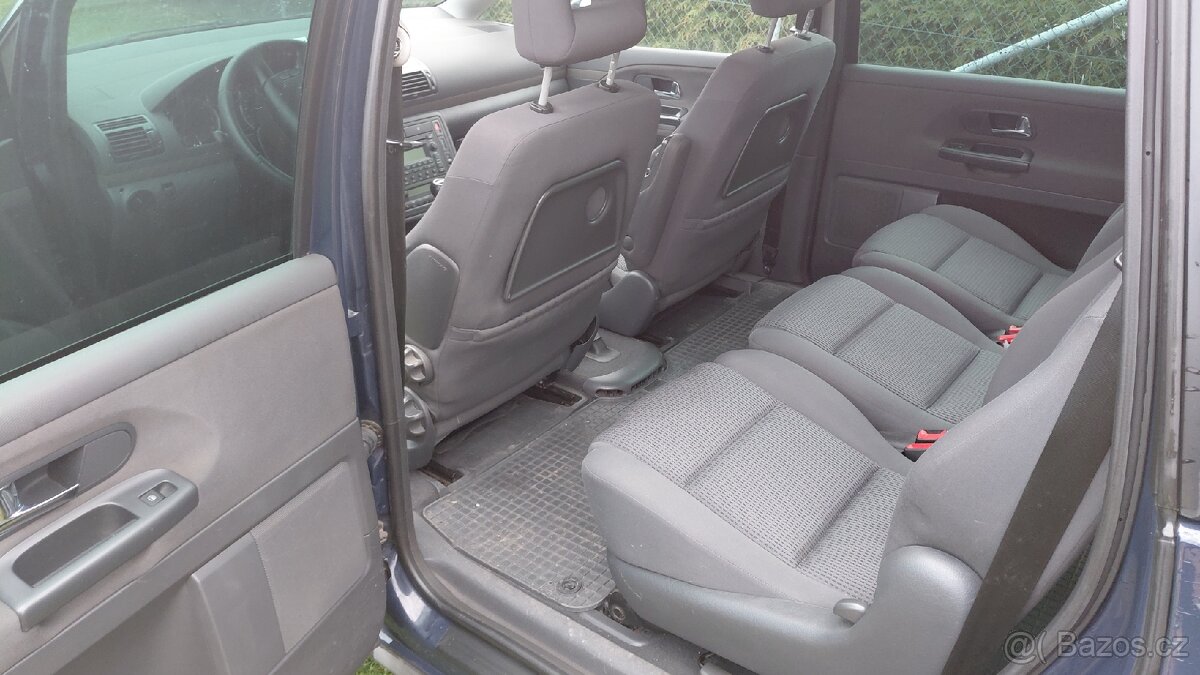 REZERVACE-Volkswagen Sharan 1.9TDi 85kW 4x4 r.v.2008 - 18