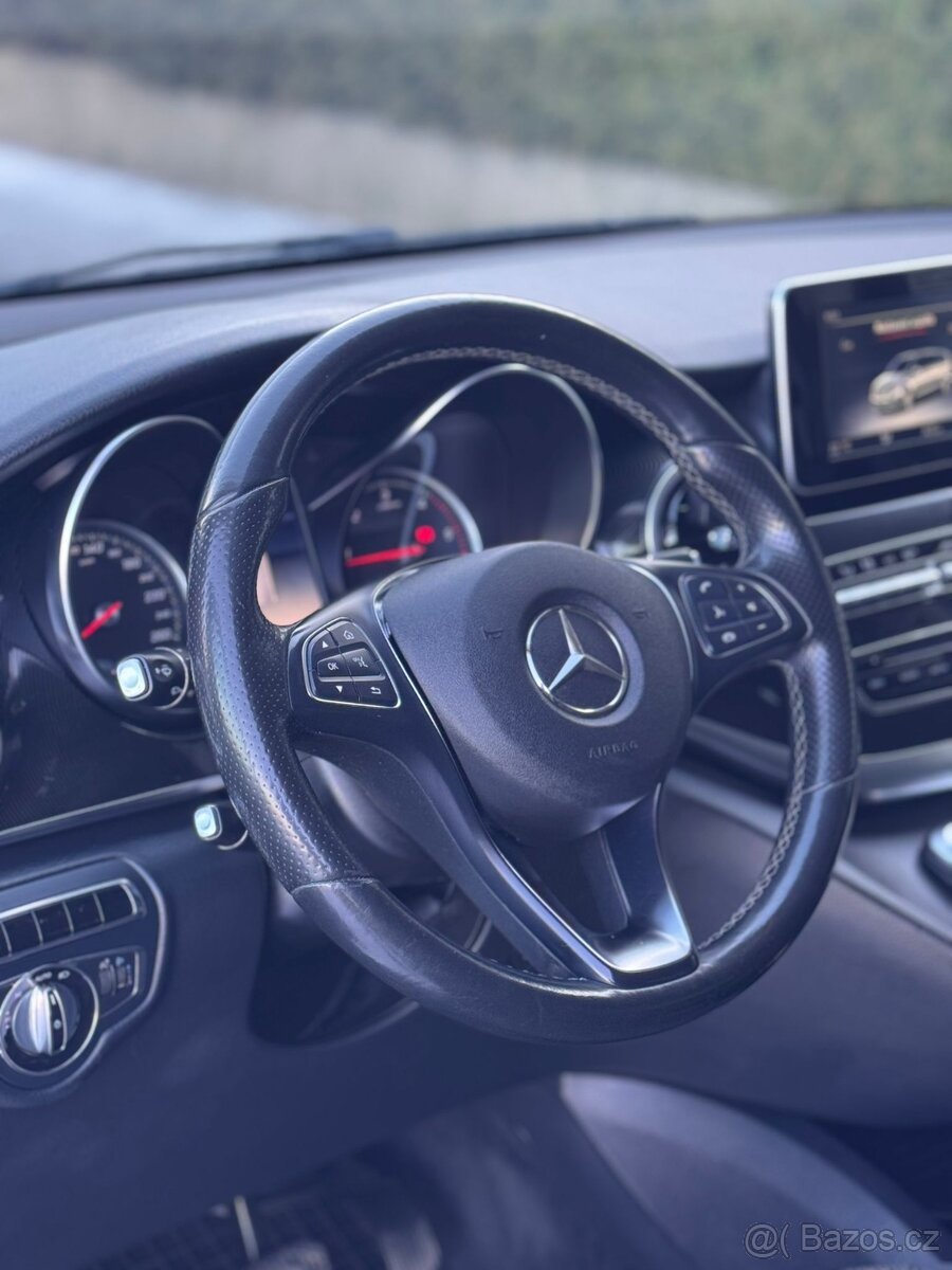Mercedes-Benz V-Class 250 - 18