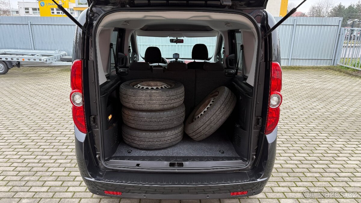 Fiat Dobló //2.0MultiJet//99kW//5MÍST//1.MAJAJITEL//SERVIS// - 18