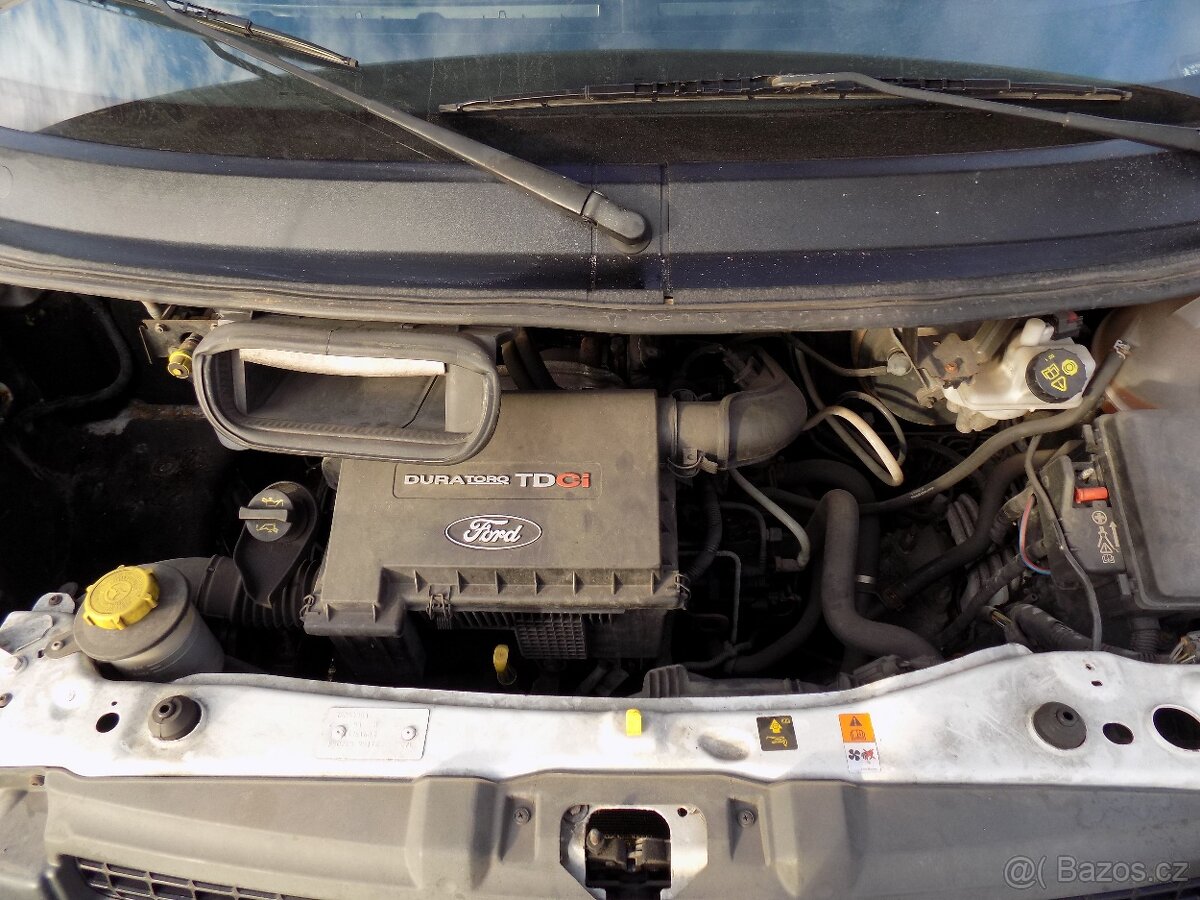 Ford Transit 2.2 TDCI 63 KW SWB 260 TAŽNÉ - 18