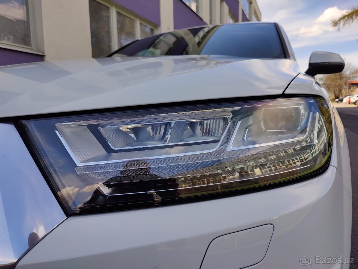 Audi Q7 3,0 TDI 4x4/3xS-line / servis. - 18