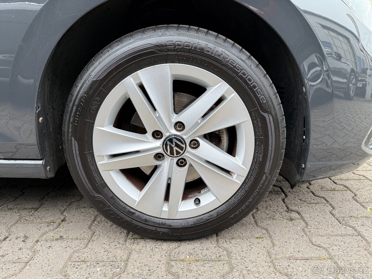 VW Golf Comfortline 1.0 eTSI 81kW DSG ACC - záruka Autodraft - 18